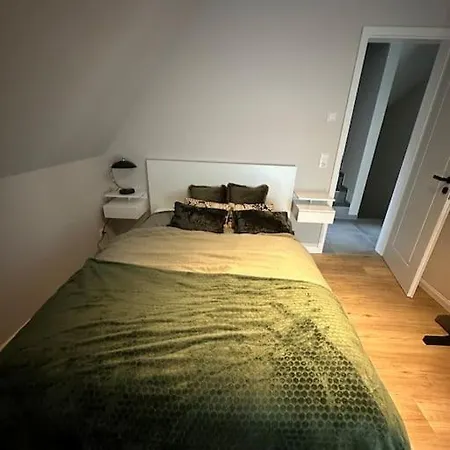 Wunderschoener Neubau Im Gruenen شقة *